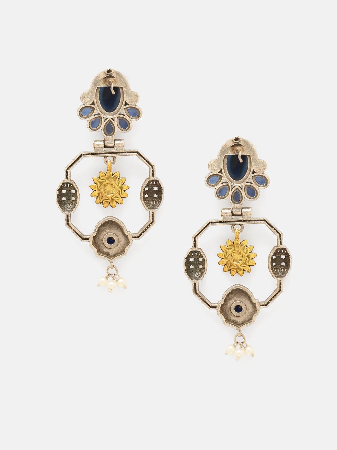 Priyaasi Silver-Pakal Batu Kontemporari Berkala & Manik-manik Anting-anting Kemp