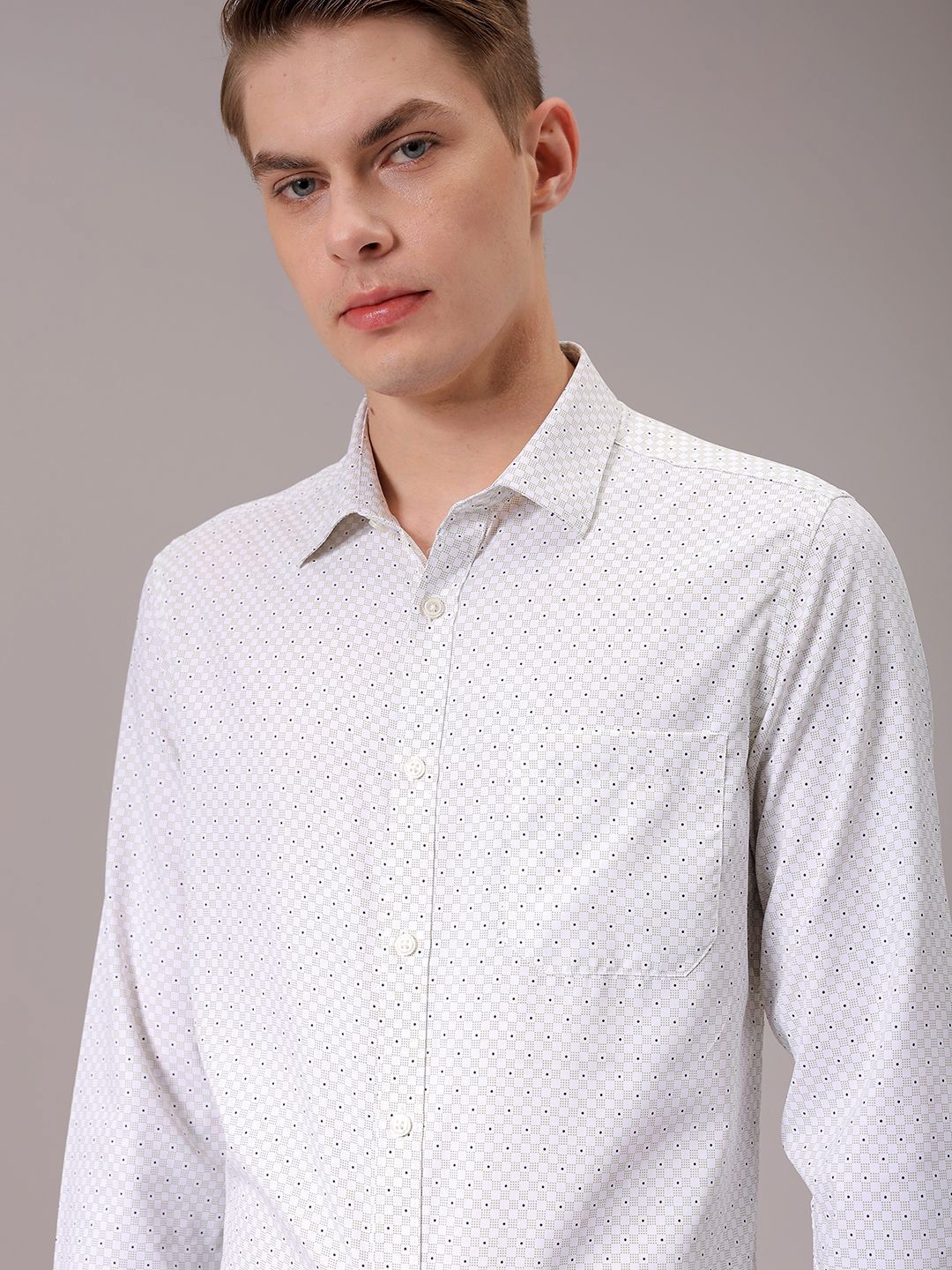 The Indian Garage Co. X Luxe Men Spread Collar Micro Ditsy Printed Slim Fit Formal Shirt