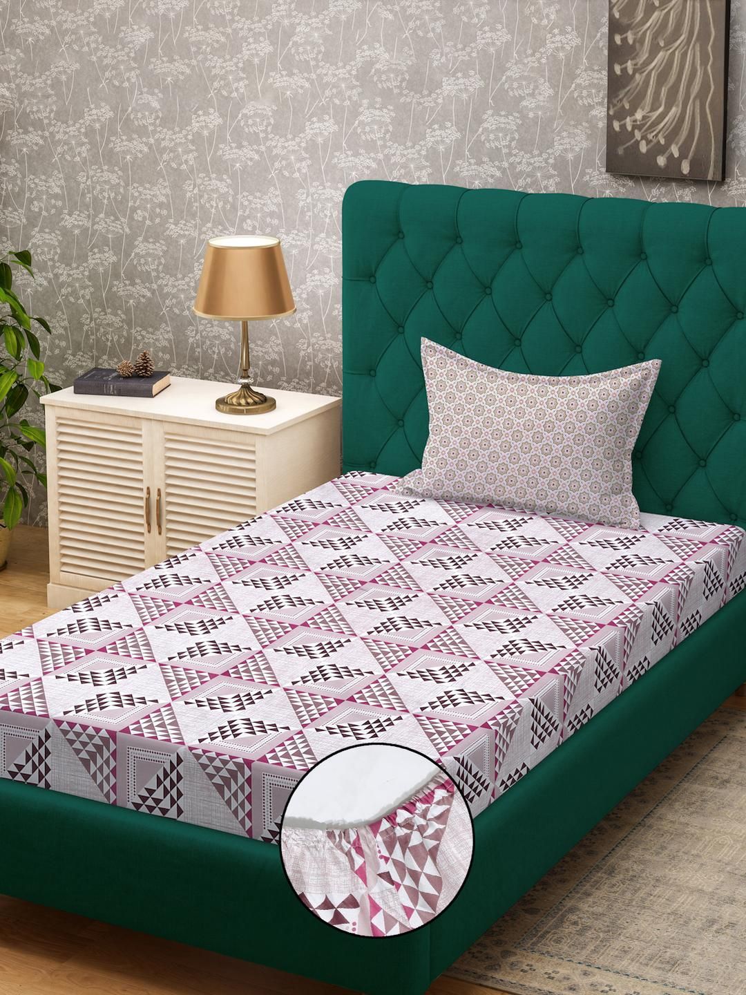 KLOTTHE Pink Geometric Cotton Single Bedsheets