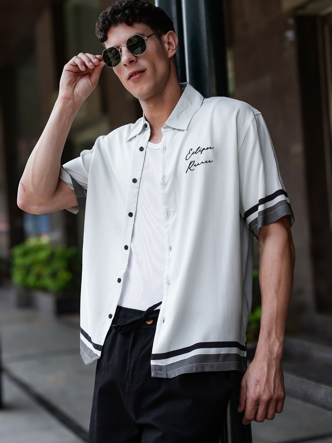 Eszett Eclipse Runner Graphic Cotton Short Sleeves Shirt
