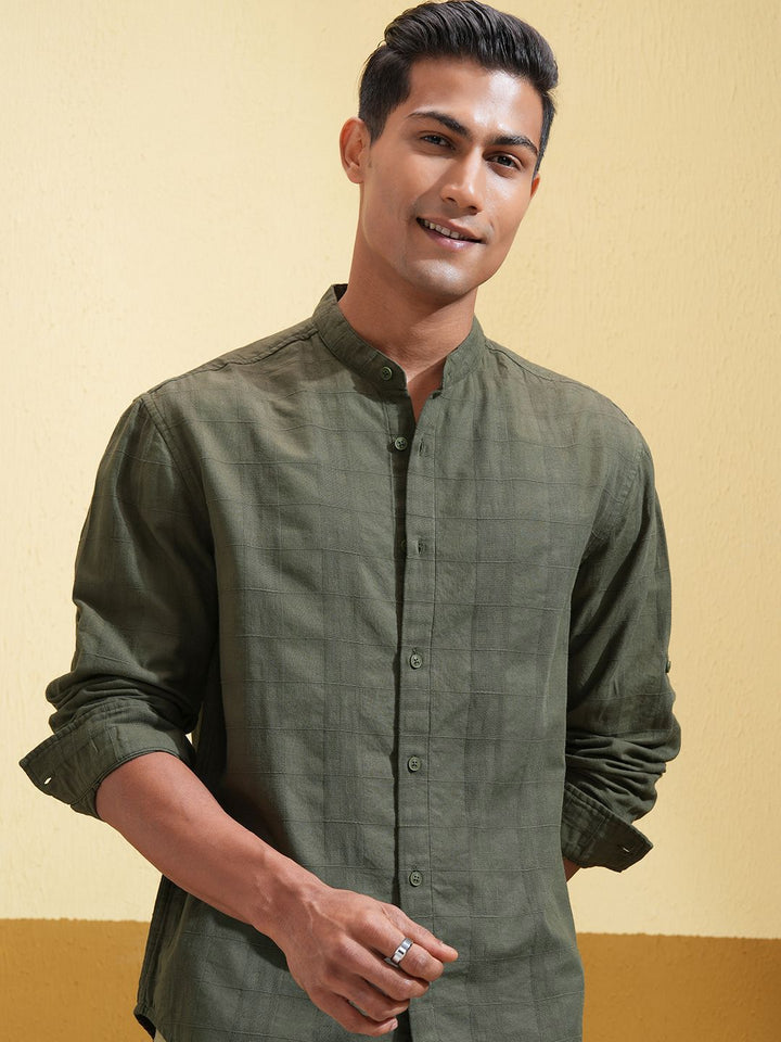 HIGHLANDER Men Relaxed Fit Mandarin Collar Checked Cotton Casual Shirt