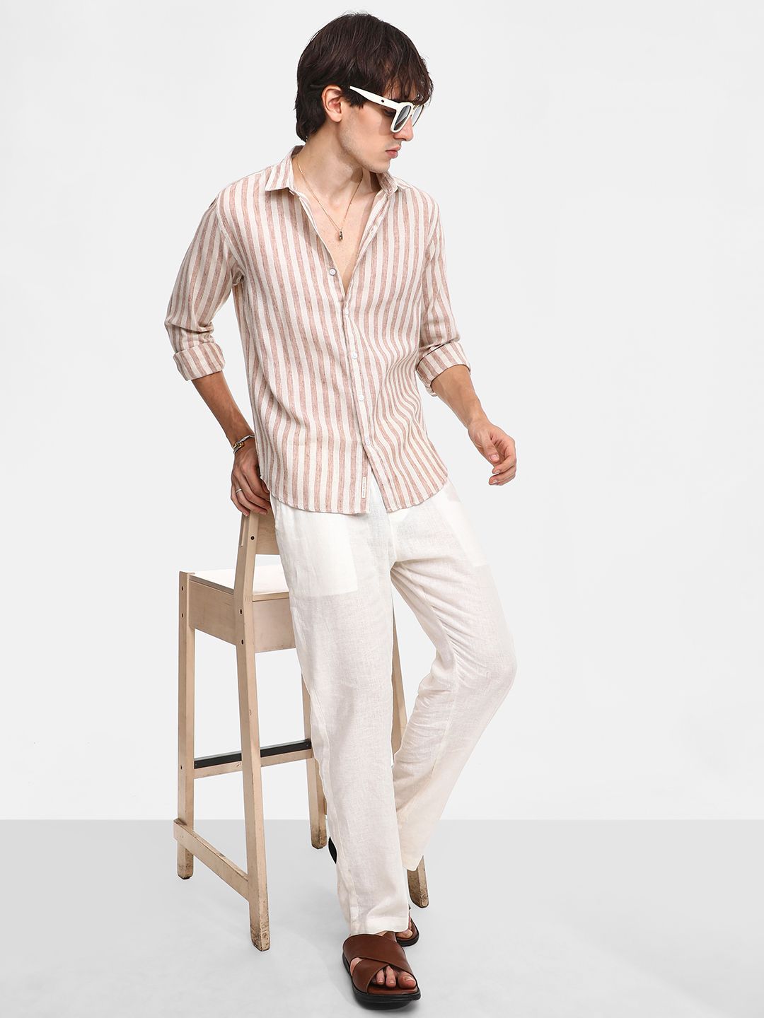 Campus Sutra Men Comfort Spread Collar Striped Cotton Casual Shirt