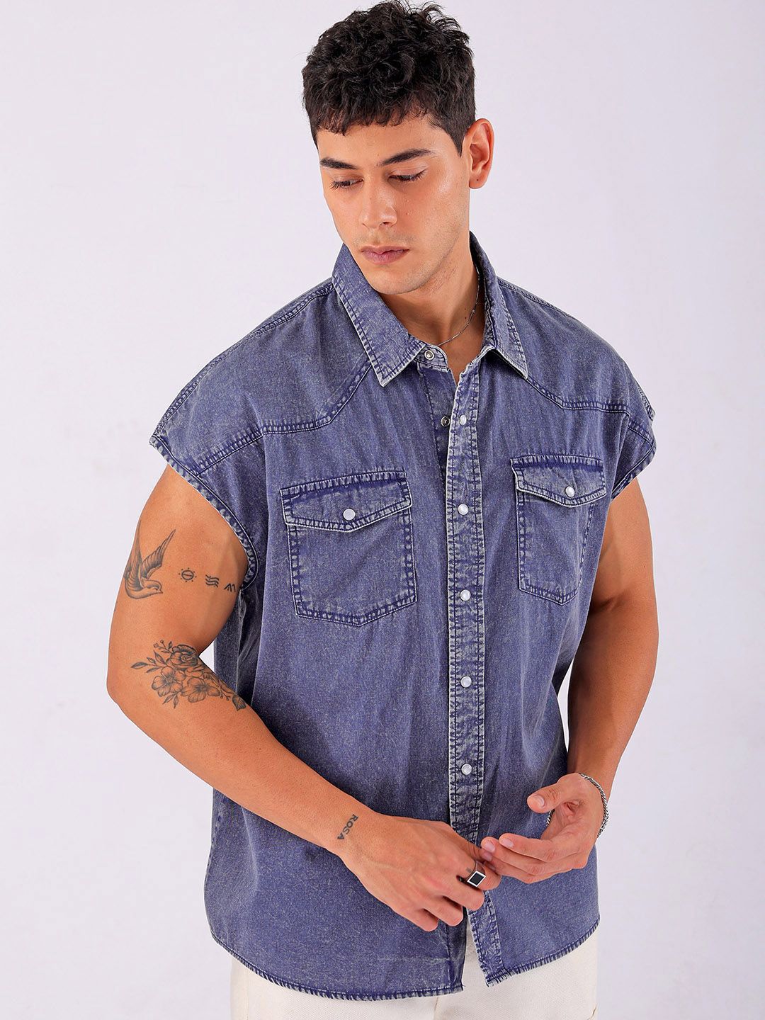 The Indian Garage Co Men Spread Collar Solid Cotton Boxy Casual Shirt