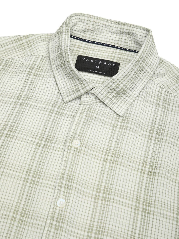 VASTRADO Men Classic Slim Fit Opaque Checked Casual Shirt