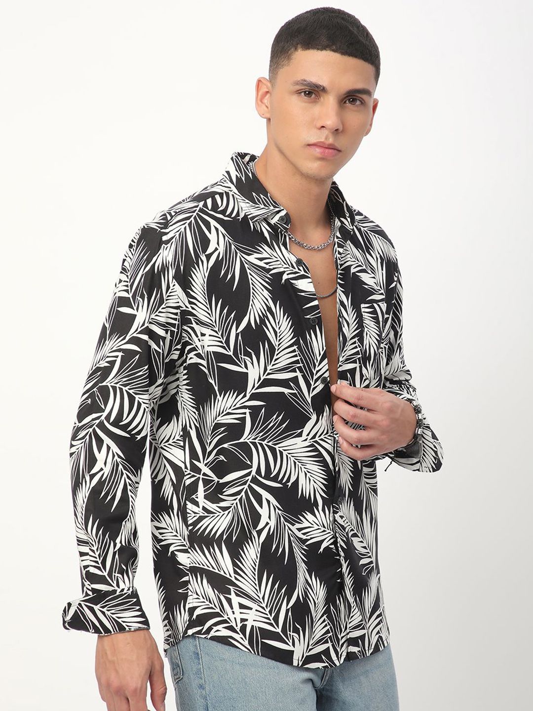 VASTRADO Men Classic Slim Fit Floral Printed Casual Shirt