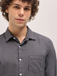 THE BEAR HOUSE Men Spread Collar Geometric Printed Cotton Tailored Fit Formal Shirt
