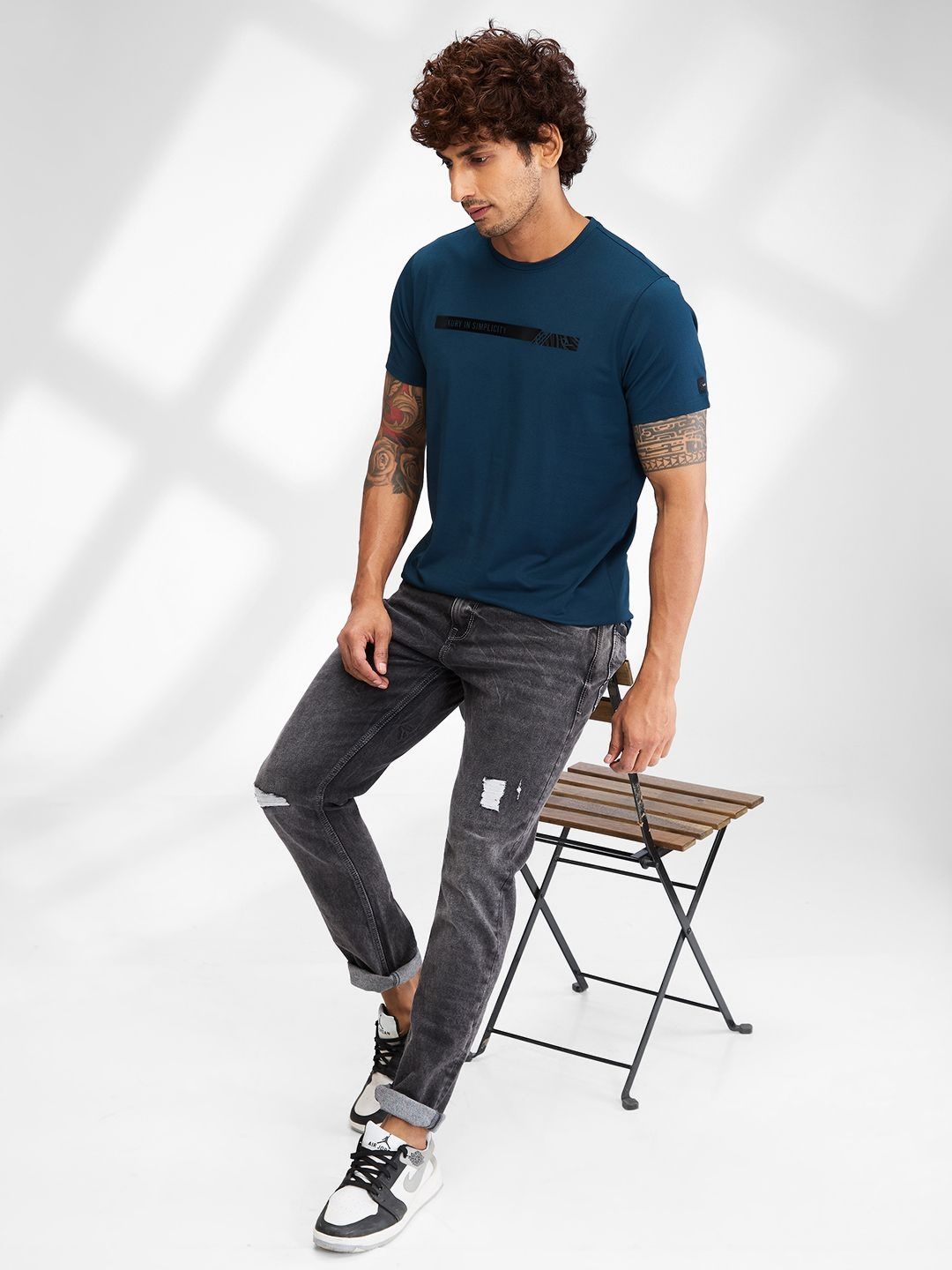 SPYKAR Men Typography Pockets Slim Fit T-shirt