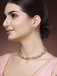 Karatcart Gold Plated Stone Studded Laxmi Mata Kalung dan Anting -anting