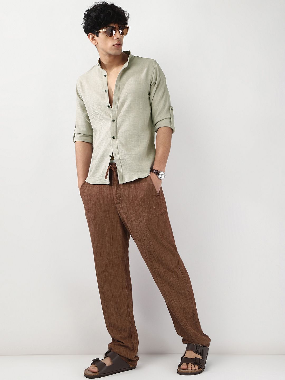 Urbano Fashion Men Light Grey Solid Linen Full Sleeve Relaxed Fit Mandarin Collar Casual Shirt