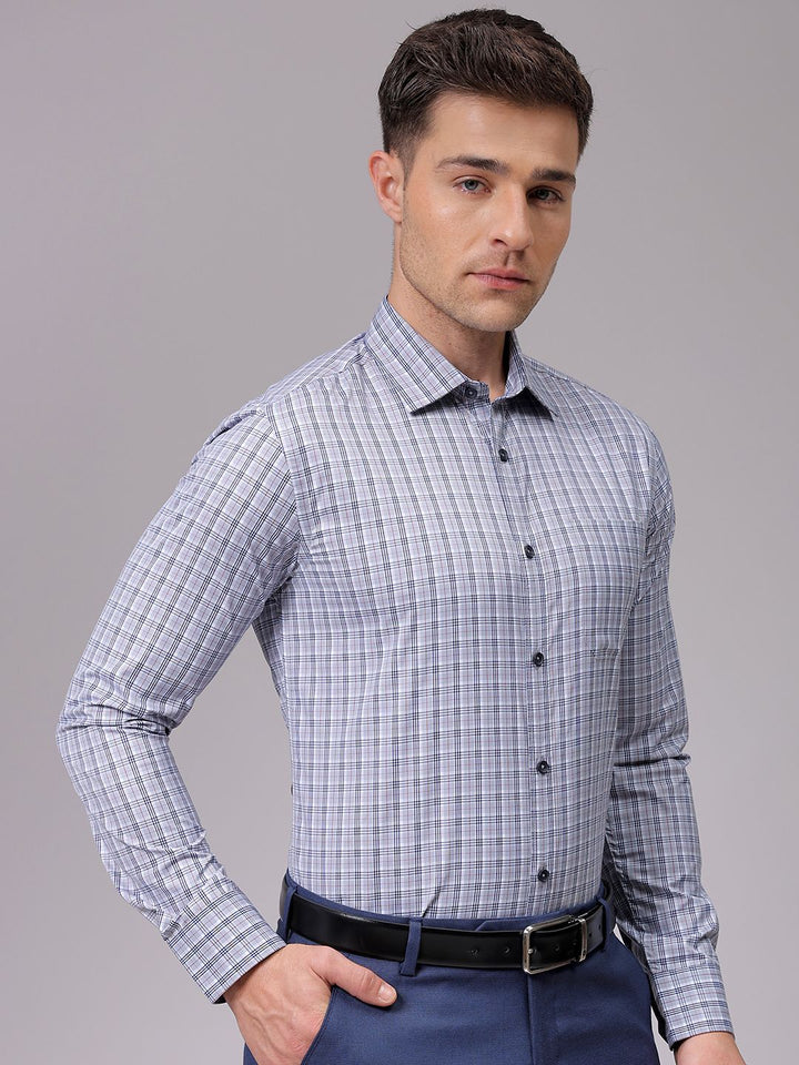 The Indian Garage Co. X Luxe Men Slim Fit Opaque Checked Formal Shirt