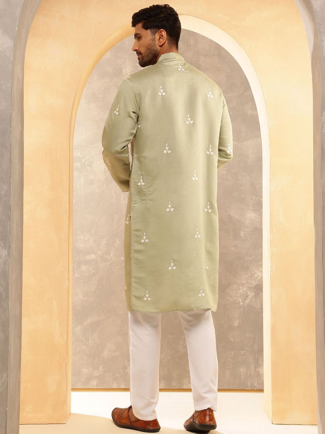 Anouk Men Embroidered Regular Kurta with Pyjamas