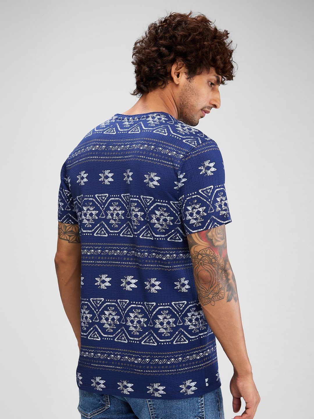 SPYKAR Tribal Printed Raw Edge Slim Fit T-shirt