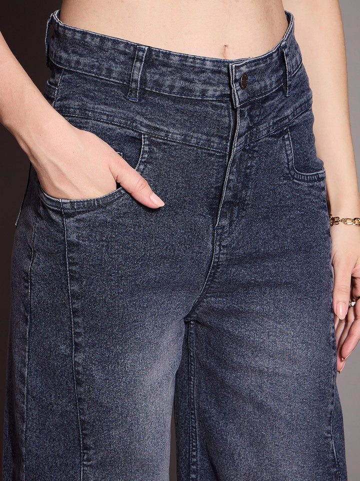 SASSAFRAS BASICS Women Comfort Flared High-Rise Light Fade Stretchable Jeans