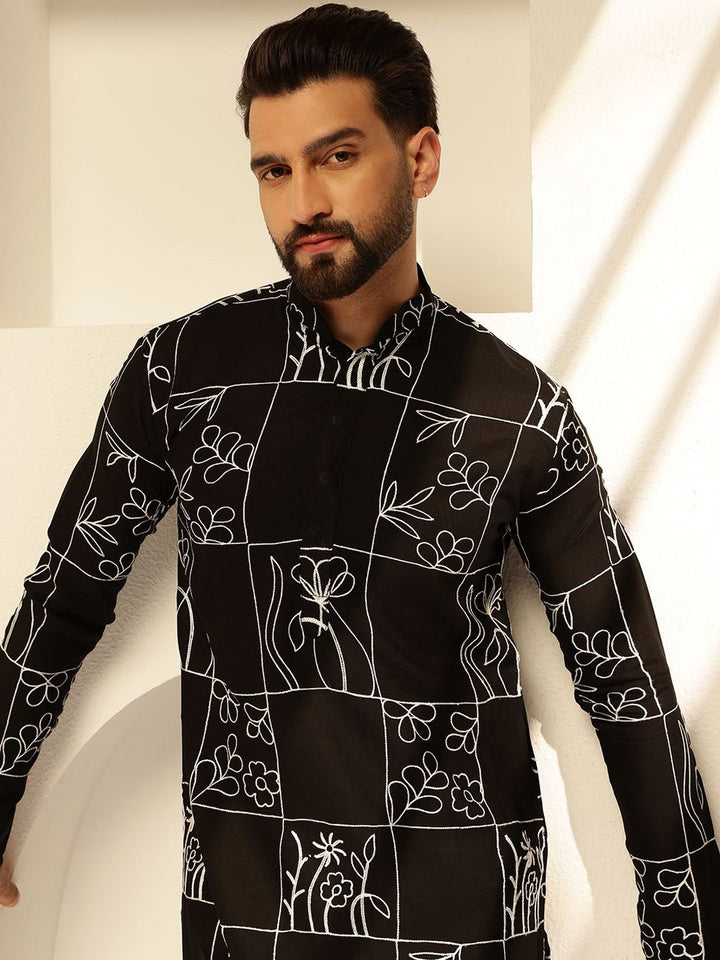 SOJANYA Bunga Sulam Kolar Mandarin Benang Kerja Cotton Silk Kurta Lurus