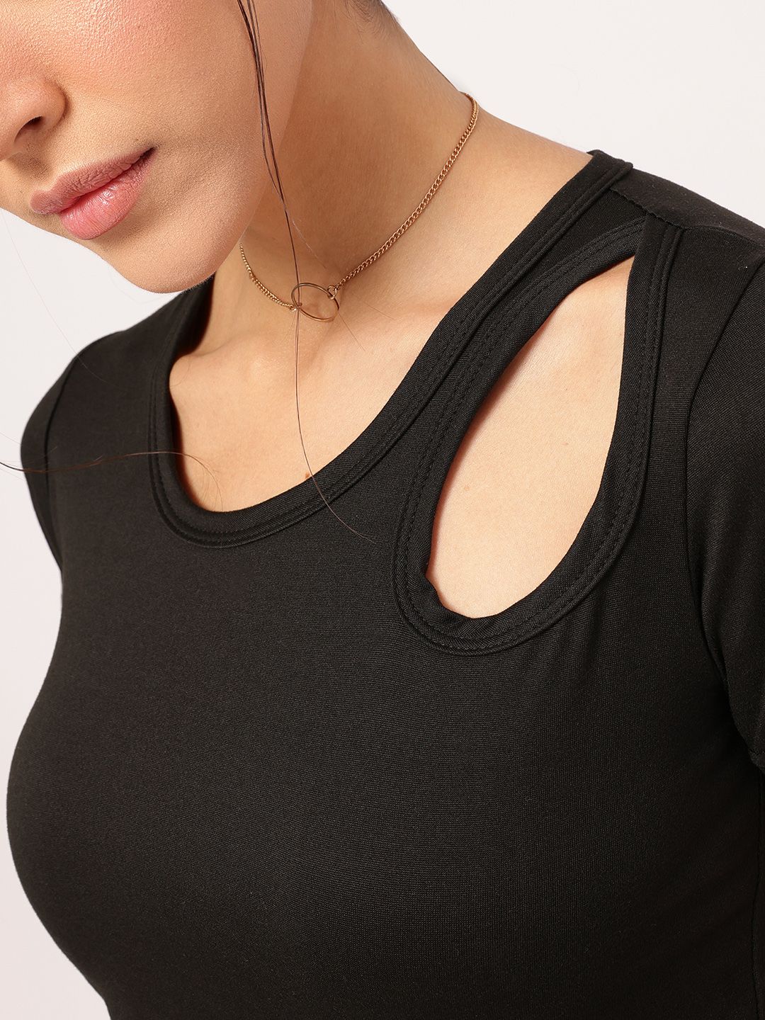 DressBerry Classy Cutout Basic Bee Top