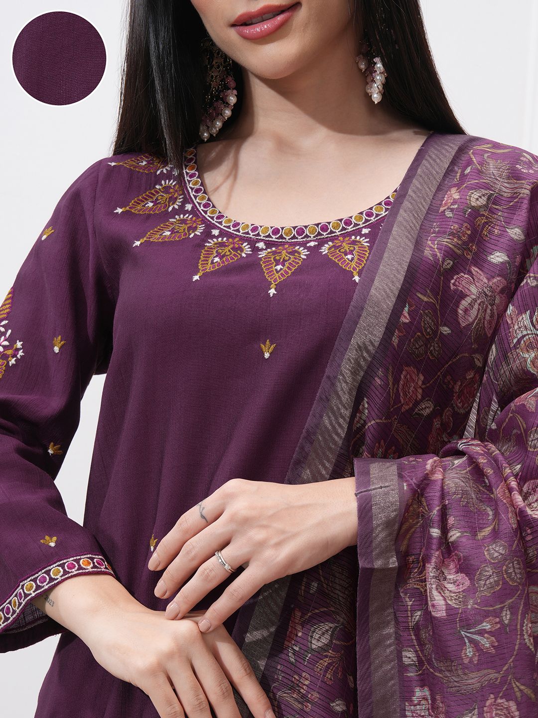 Vishudh Women Ethnic Motifs Embroidered Regular Thread Work Kurta with Trousers & With Dupatta