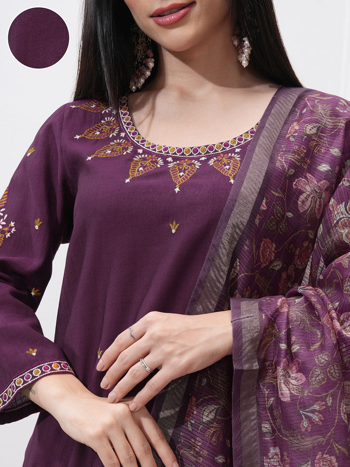 Vishudh Women Ethnic Motifs Embroidered Regular Thread Work Kurta with Trousers & With Dupatta