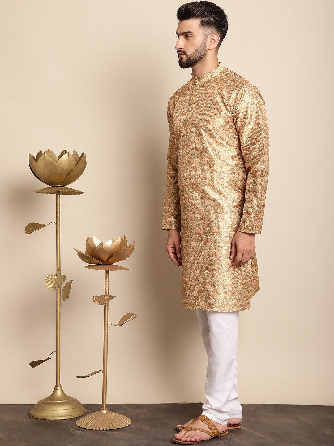 Motif Etnik Anouk Tenunan Rekaan Kurta Biasa dengan Churidar