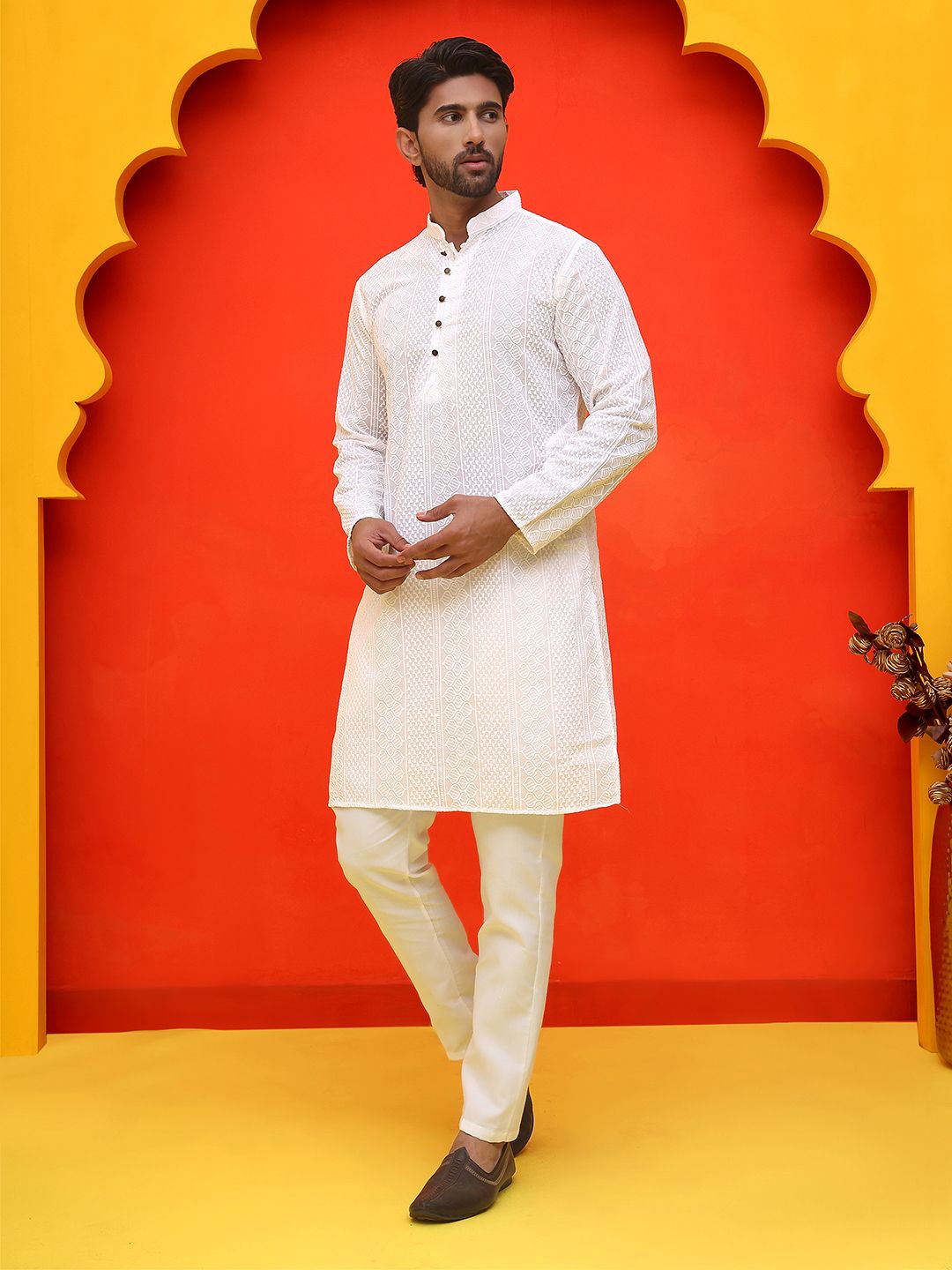 Jompers Men Embroidered Regular Chikankari Pure Cotton Kurta with Churidar