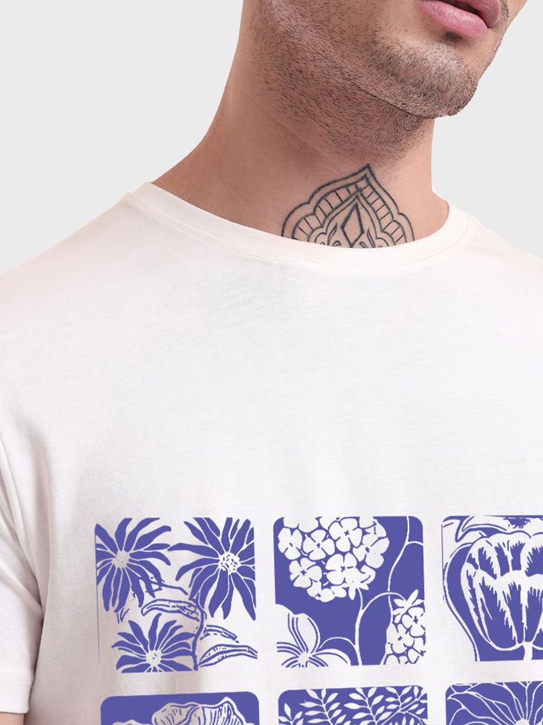 Bewakoof Men Graphic Printed Round Neck Pure Cotton T-shirt