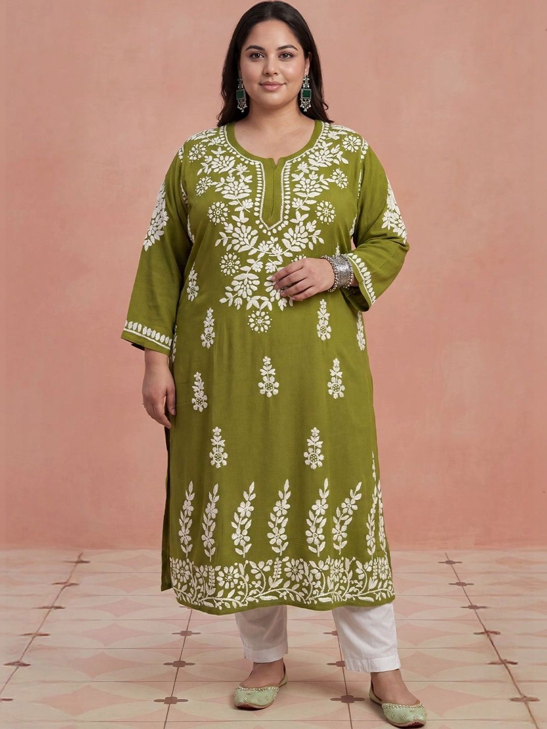 House of Chikankari Women Embroidered Chikankari Kurta