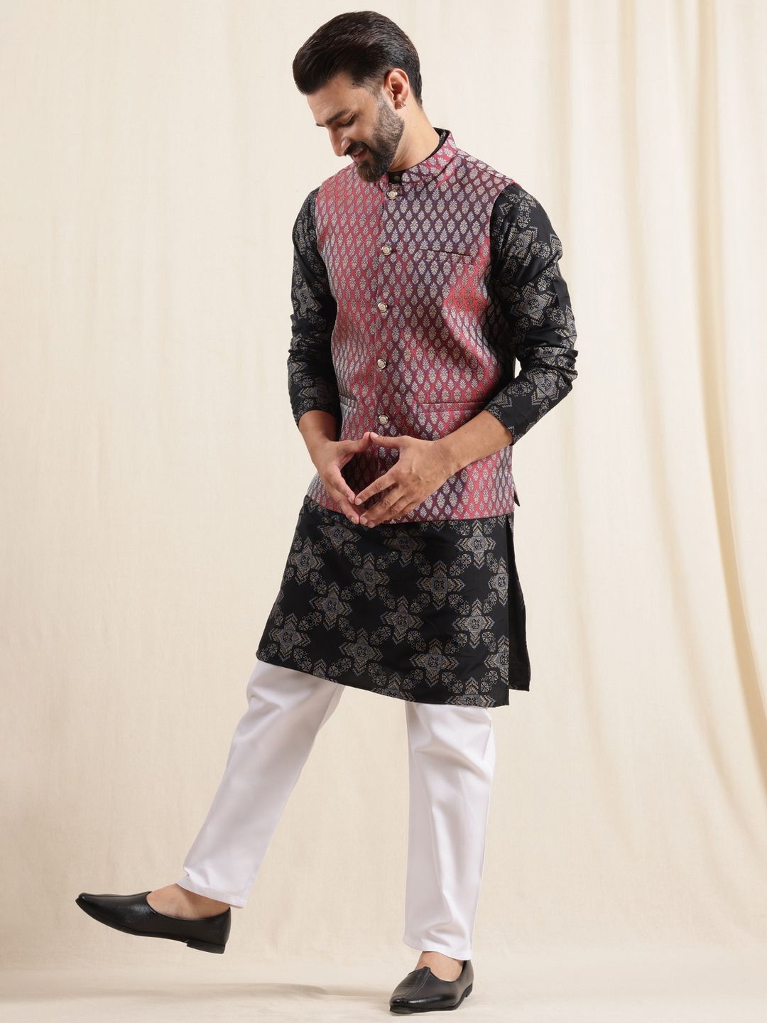 Anouk Men Printed Regular Kurta with Pyjamas