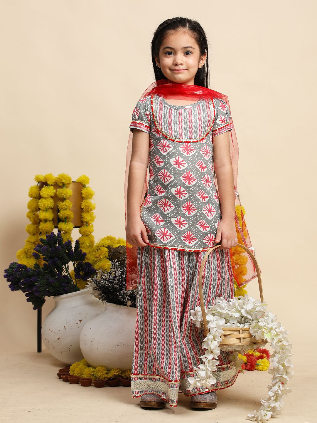 Cutiekins Girls Printed Ready to Wear Lehenga & Blouse With Dupatta