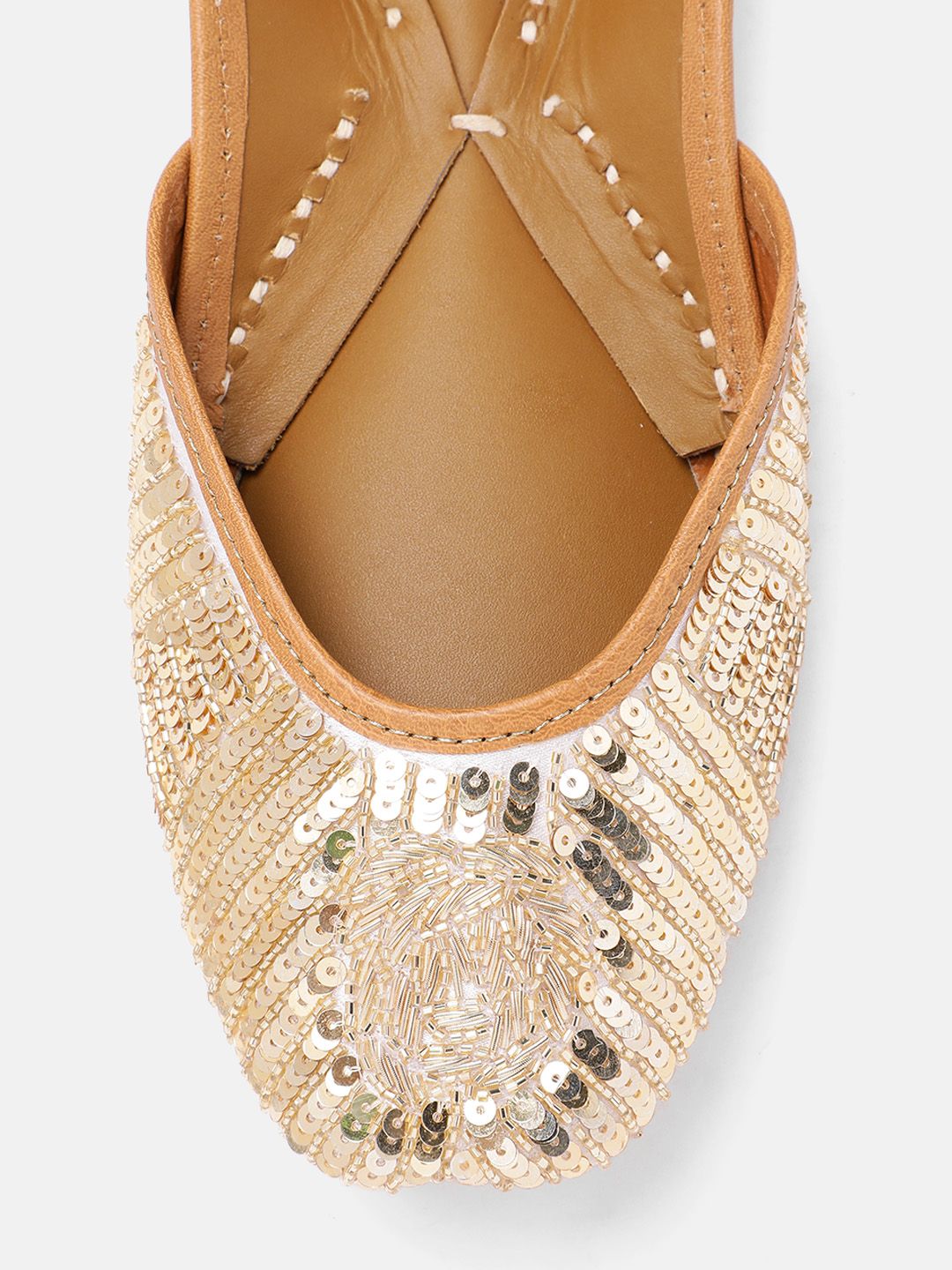 House of Pataudi Women Embellished Ethnic Mojaris