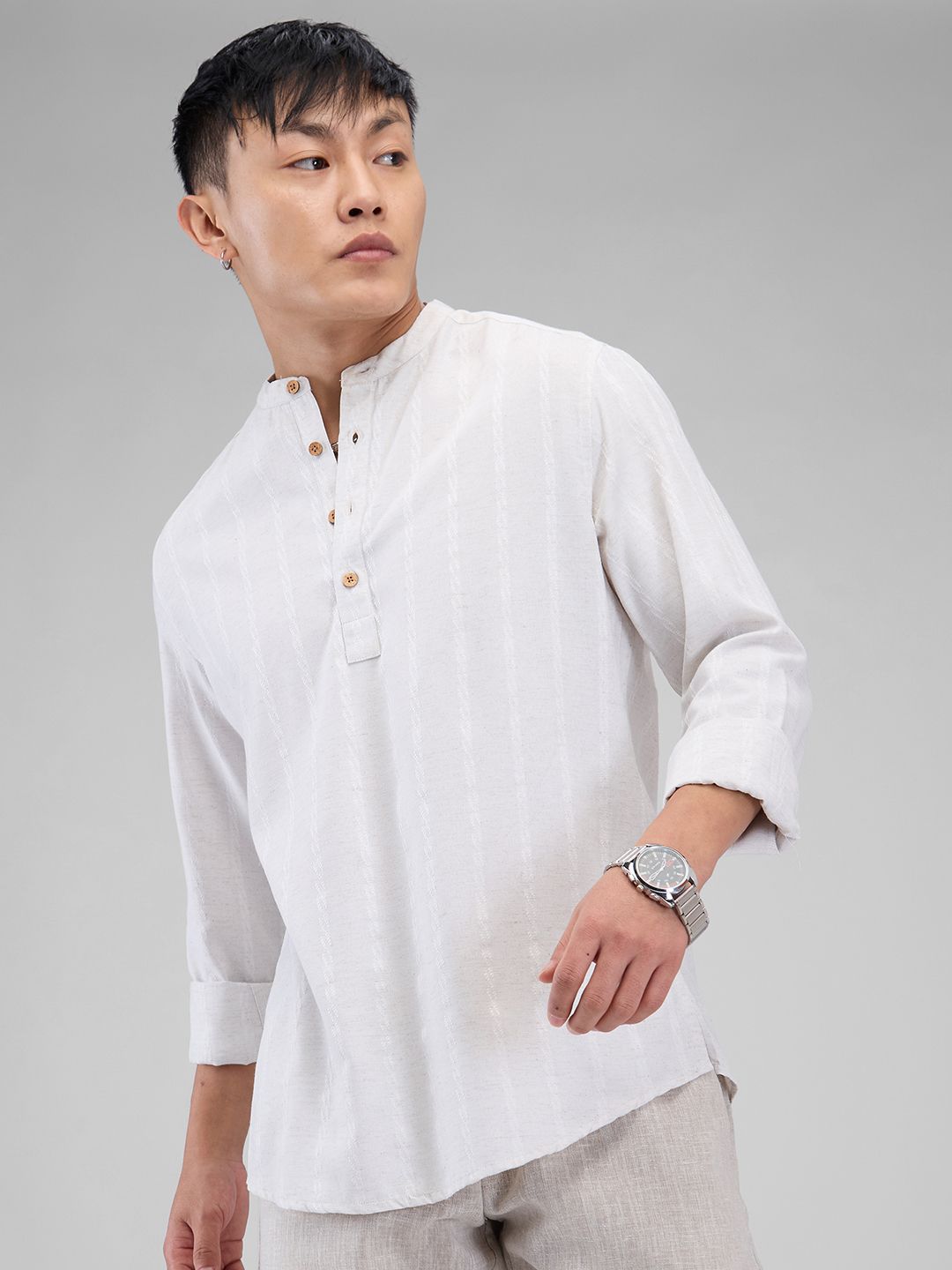VASTRADO Woven Design Mandarin Collar Thread Work Cotton Straight Kurta