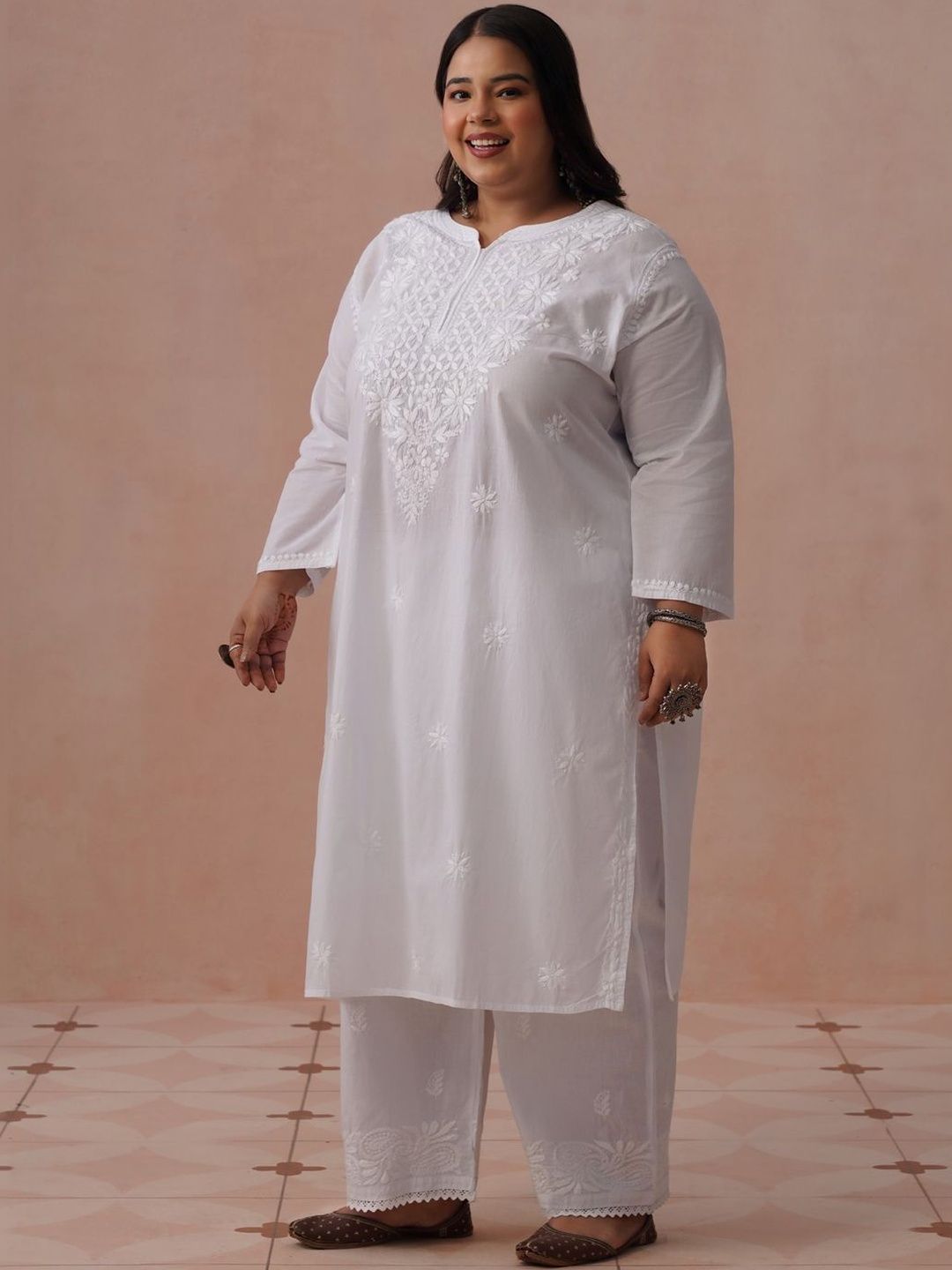House of Chikankari Cotton Embellished Straight Calf Length Kurta