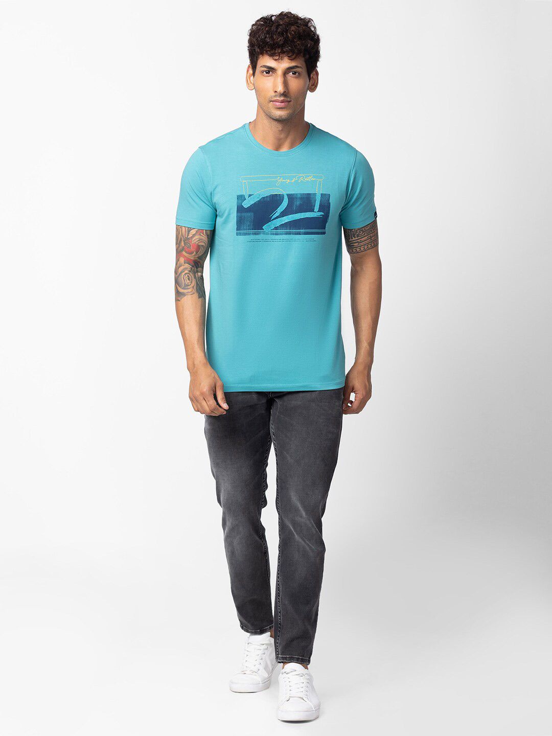 SPYKAR Men Typography Printed Slim Fit T-shirt