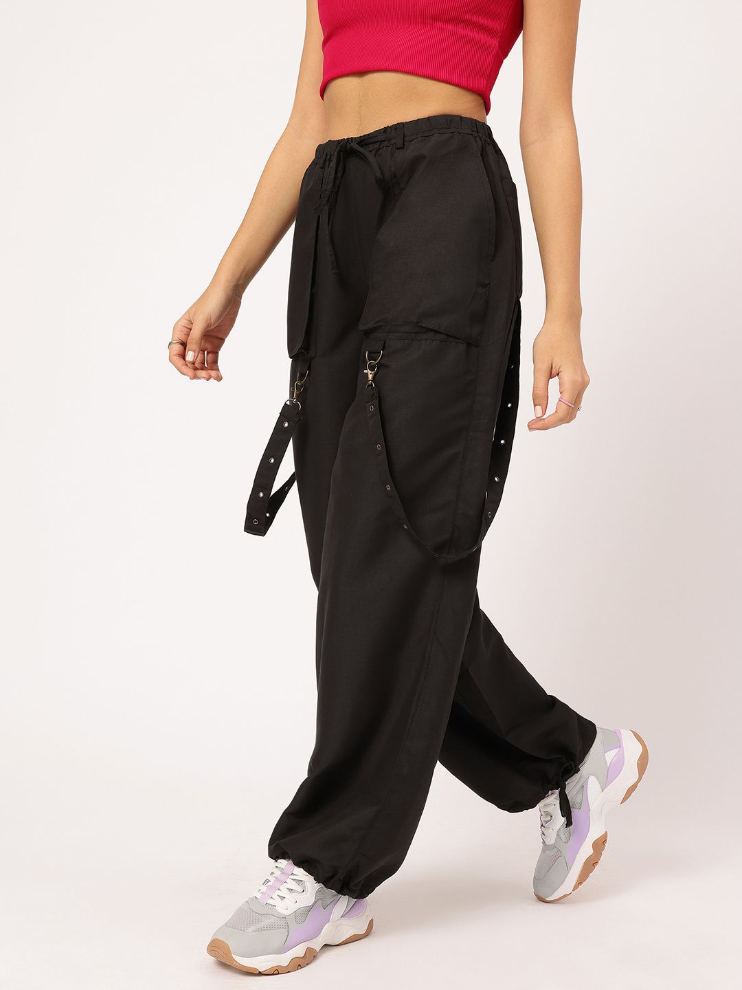 DressBerry Comfy & Classy Women Cargo-Style Relaxed Joggers