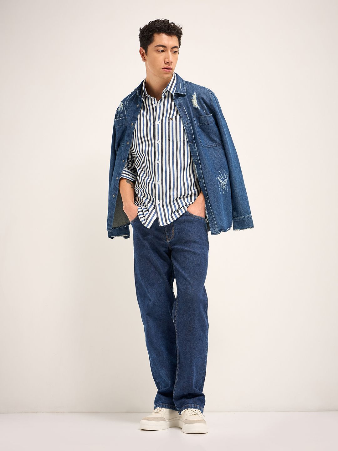 THE BEAR HOUSE Men Spread Collar Vertical Striped Cotton Slim Fit Casual Shirt