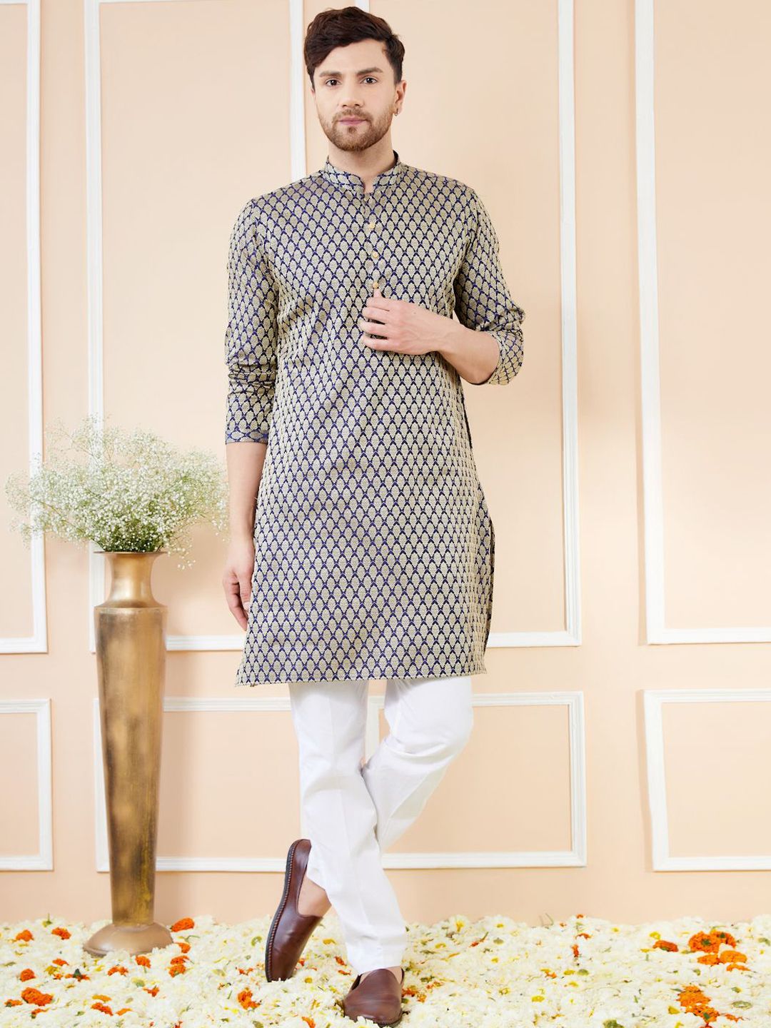 See Designs Ethnic Motifs Woven Design Long Sleeves Regular Straight Kurta & Pyjama