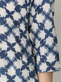 W Women Geometric Flared Sleeves Kurta