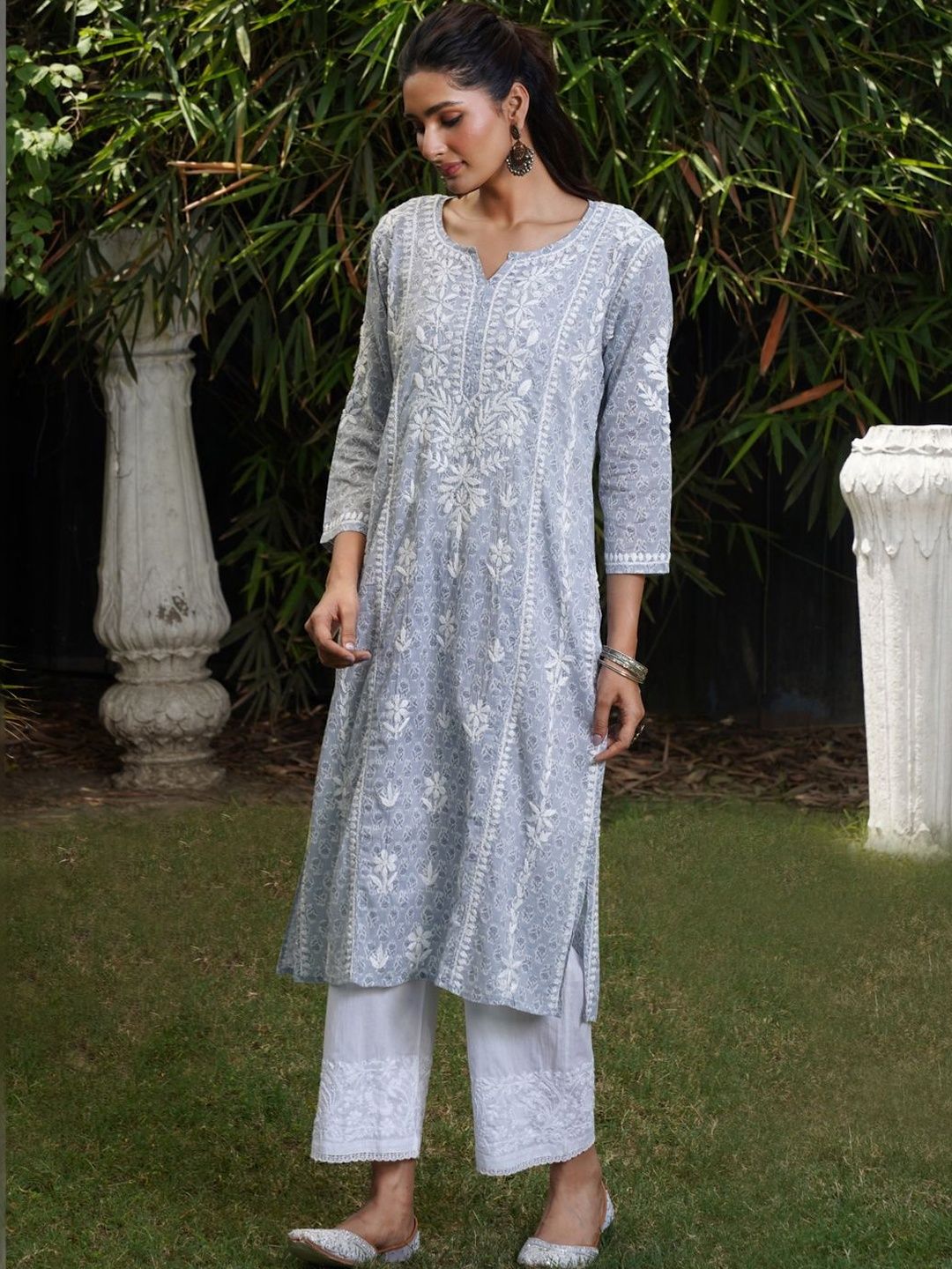 Rumah Wanita Chikankari Motif Etnik Bersulam Chikankari Cetakan Indie Kurta