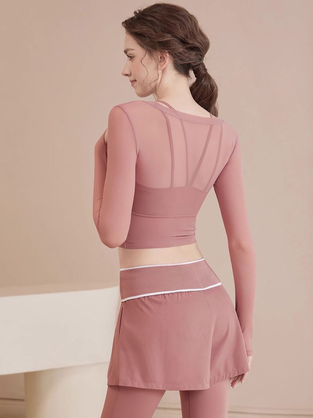 HRX by Hrithik Roshan Round Neck Top & Skirts Co-Ord Set