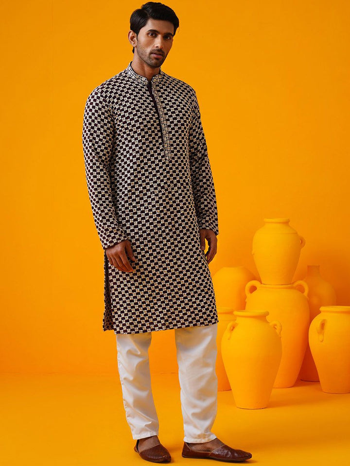 SOJANYA Men Geometric Embroidered Mandarin Collar Thread Work Straight Kurtas