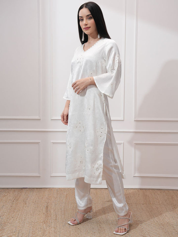 Vishudh Women Ethnic Motifs Embroidered Regular Kurta with Trousers