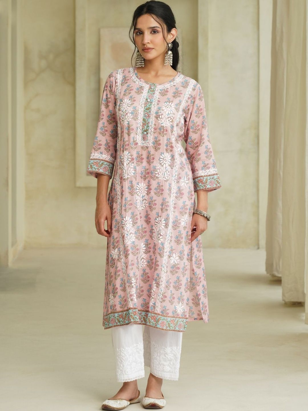 House of Chikankari Women Floral Printed Thread Work Indie Florals Kurta