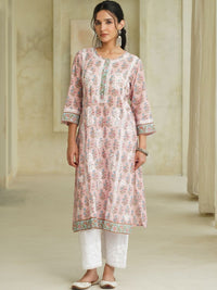 House of Chikankari Women Floral Printed Thread Work Indie Florals Kurta