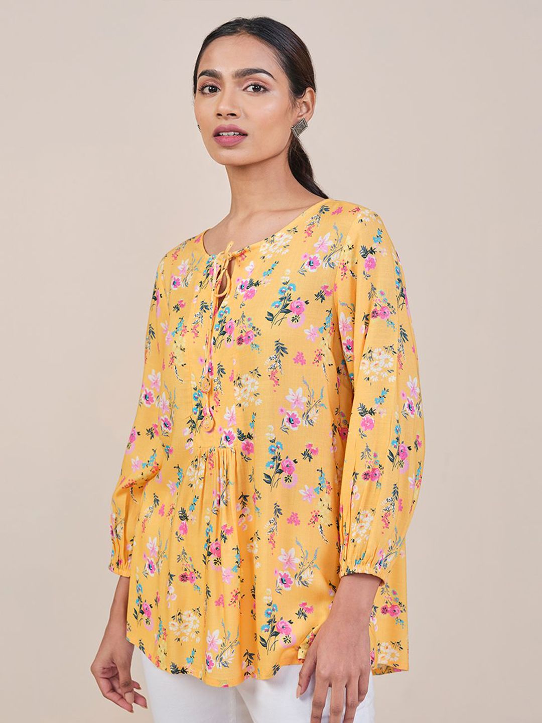 Global Desi Women Floral Printed Top