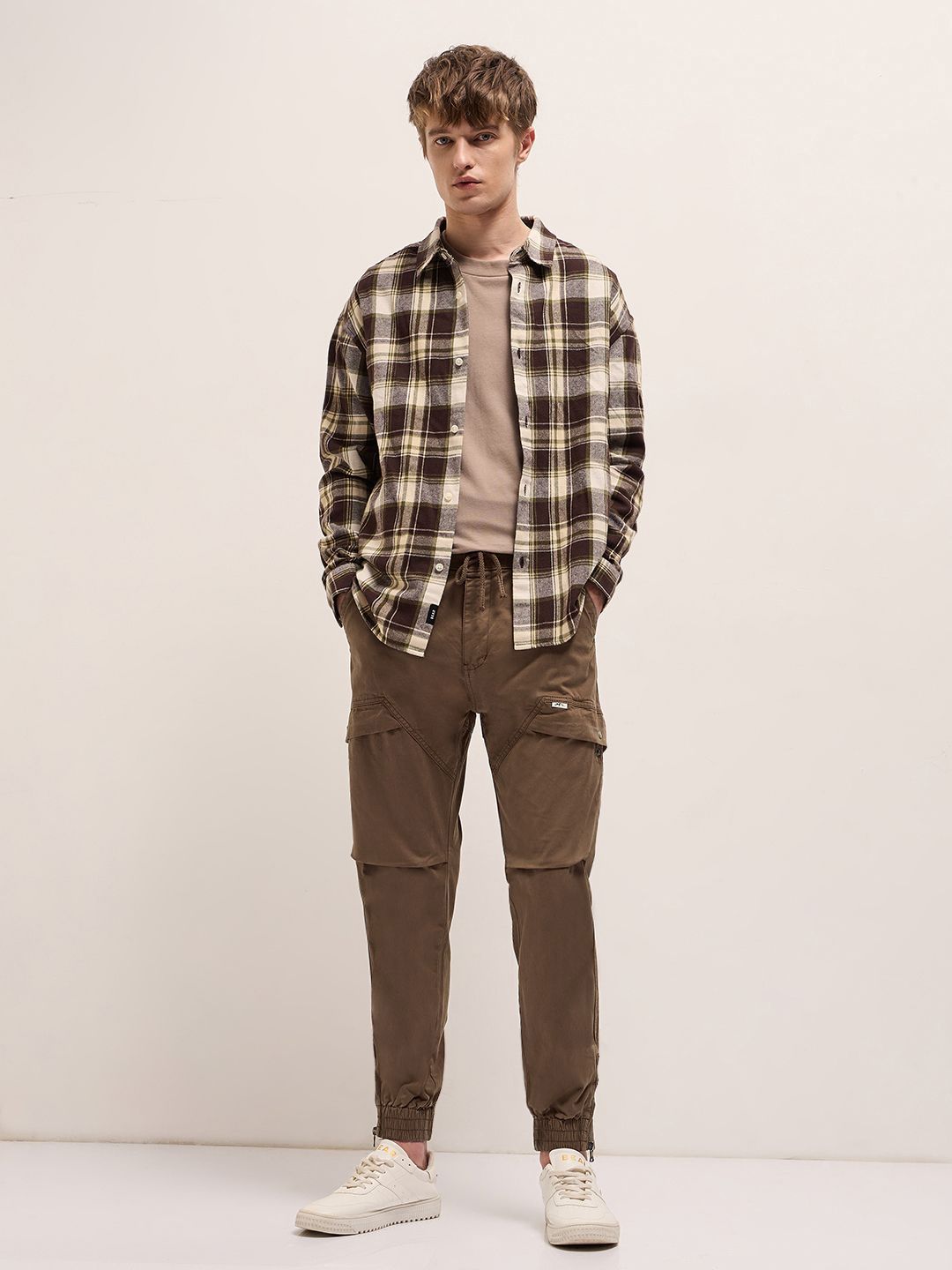 THE BEAR HOUSE Men Cotton Slim Fit Cargos