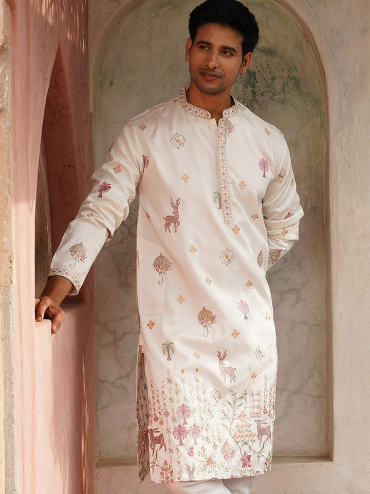 Jompers Floral Embroidered Mandarin Collar Straight Kurta
