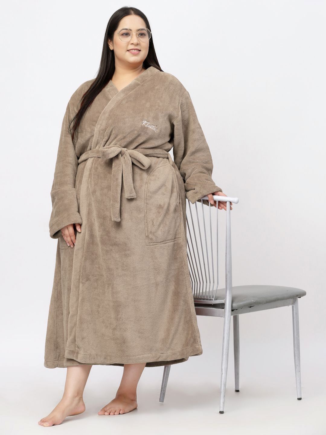 KLOTTHE Plus Size Shawl Neck Woolen Bath Robe With Belt