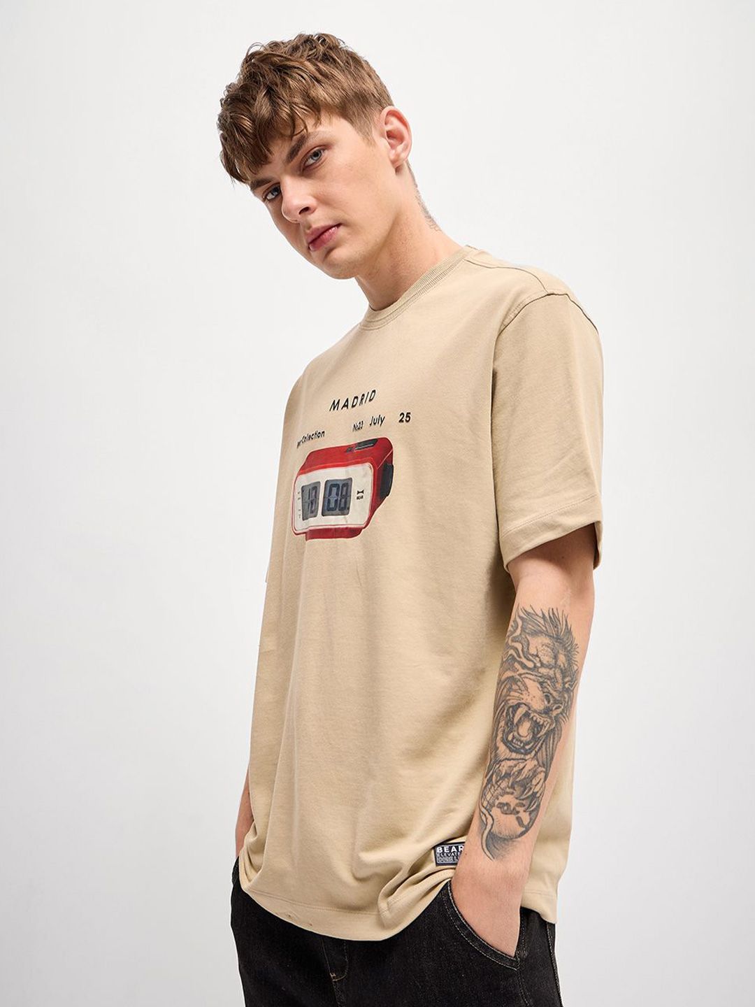 THE BEAR HOUSE Men Graphic Printed Round Neck Pure Cotton Oversized T-shirt