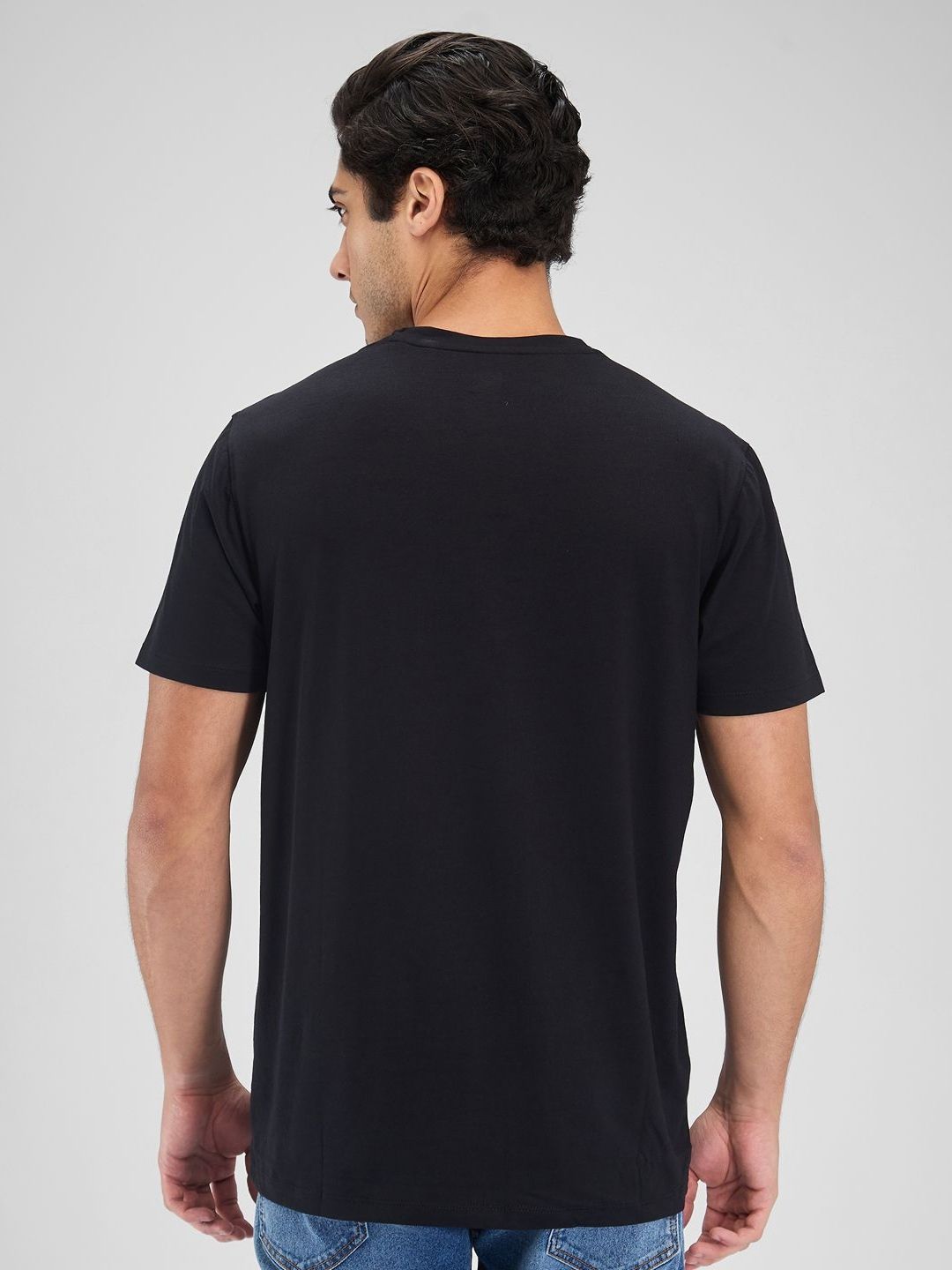SPYKAR Men V-Neck Slim Fit T-shirt