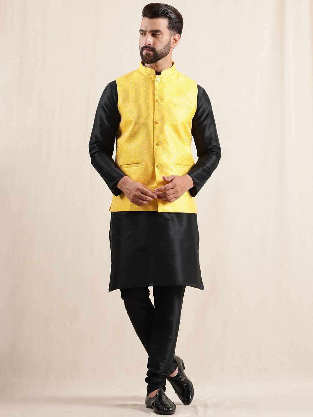 Anouk Mandarin Collar Straight Kurta With Pyjamas