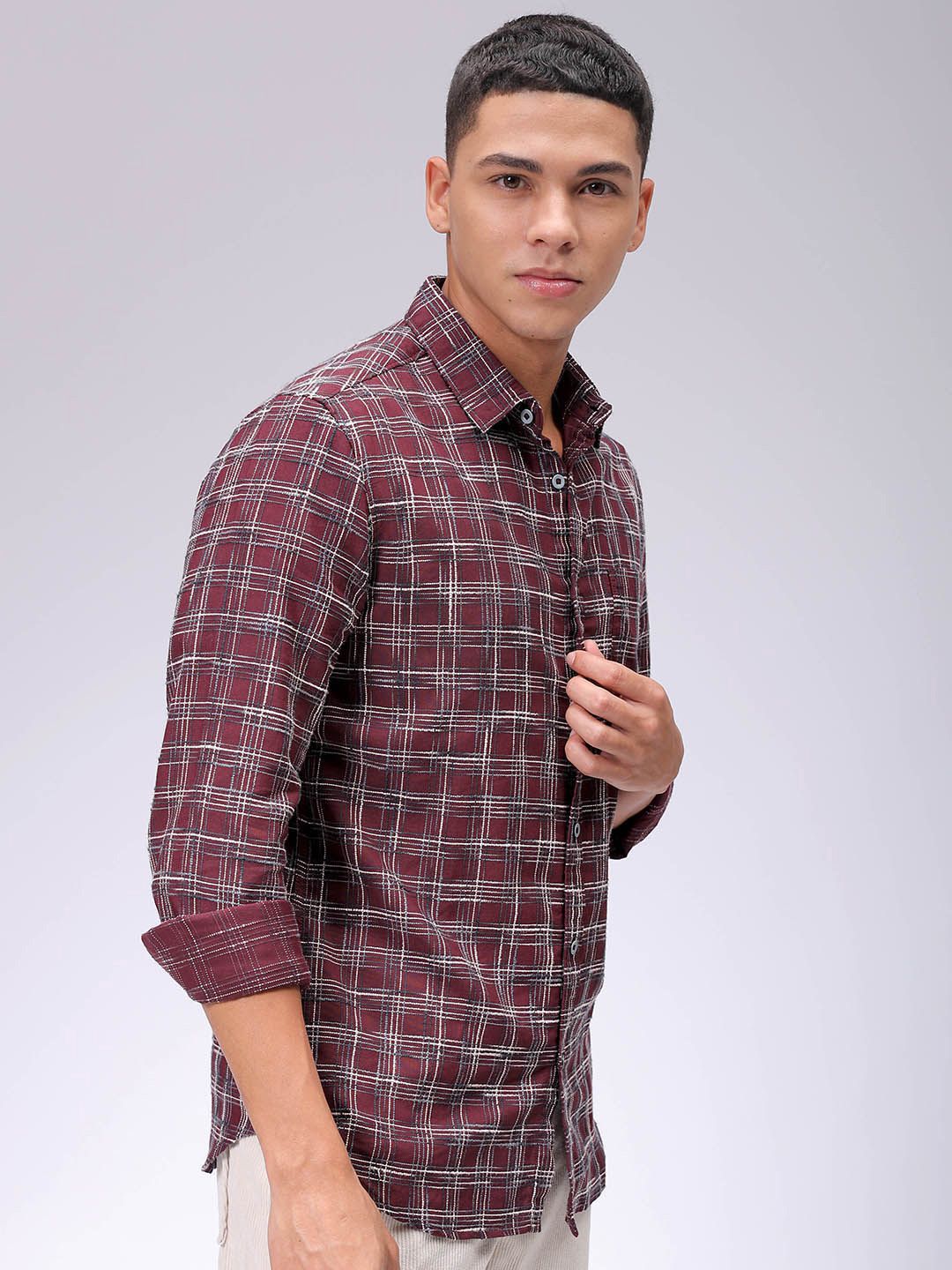 The Indian Garage Co Men Slim Fit Opaque Checked Casual Shirt