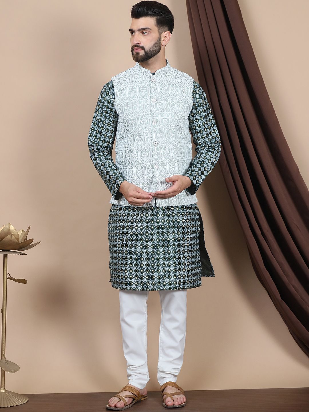 Motif Etnik Biru Anouk Bersulam Benang Lurus Bekerja Kurta Kapas Tulen dengan Churidar